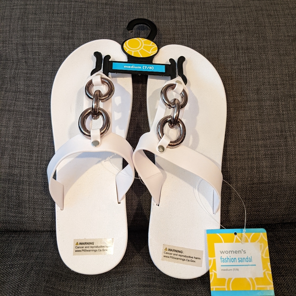 Women's Size 7/8 Sandals!